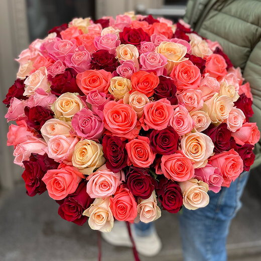 101 dažādu krāsu roze pu&scaron;ķī