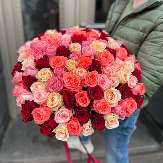 101 dažādu krāsu roze pu&scaron;ķī