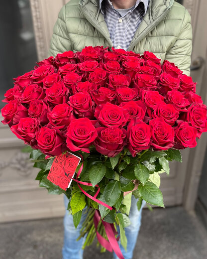 51 gara, sarkana Premium roze 