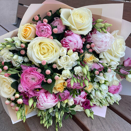 Ziedu pu&scaron;ķis Romantiskais pavasaris