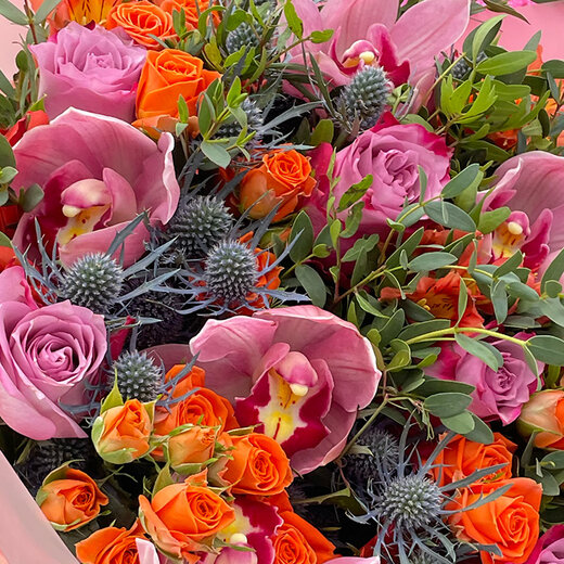 Eksotisku ziedu pu&scaron;ķis