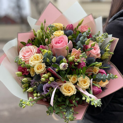 Ziedu pu&scaron;ķis pavasara maģija