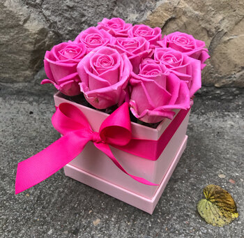 Ziedu kastīte "Mazliet rozā"