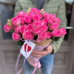 Krūmrožu pu&scaron;ķis Žizele