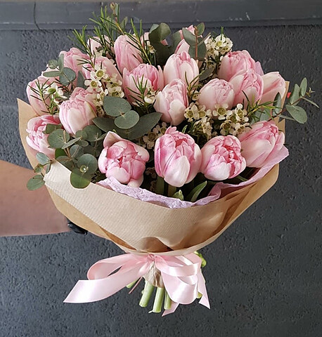 Tulips bouquet Foxtrot