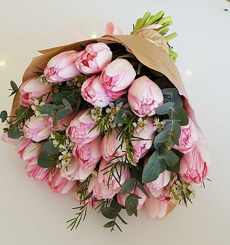 Tulips bouquet Foxtrot