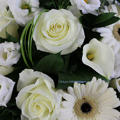 Funeral spray with delivery in Riga - Rīgas Ziedi