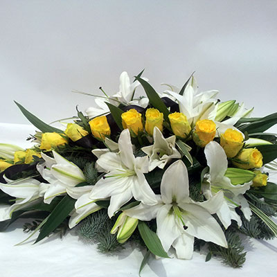 Funeral spray with delivery in Riga - Rīgas Ziedi